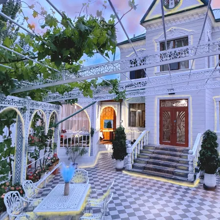 Liuxing Street Linqishe Homestay
