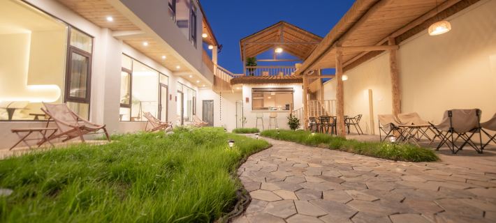 Shiyue Homestay (Tekes Bagua City) 터커쓰 호텔