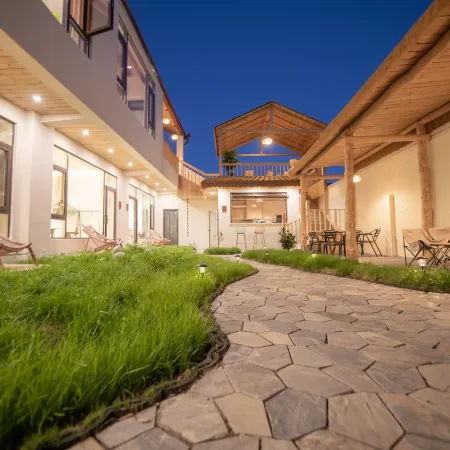 Shiyue Homestay (Tekes Bagua City)