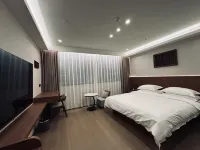 Anshun Guiyu Hotel (Anshun Ancient City Gufu Street)