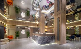 Luban esports hotel (Haikou Meiyuan Road No.4 Middle School Branch)