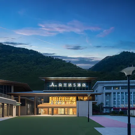 Duolanda S Hotel (Jiuzhaigou's Eternal Love)