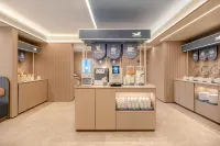 漢庭酒店(興義桔山廣場峰林雅居店)