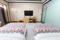 Zhaosu Dongyuan Small Residence - parking