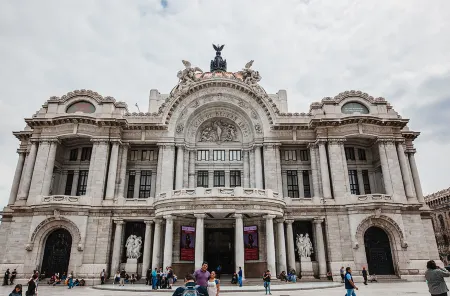 Hotel MX mas centro CDMX, Trademark Collection by Wyndham Отели рядом с достопримечательностью «Музей карикатур»