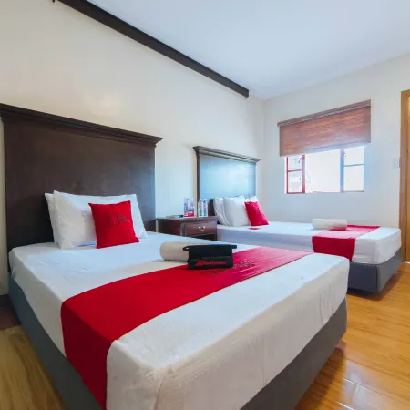 RedDoorz Plus @ Starhomes Olivianville