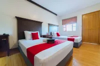 RedDoorz Plus @ Starhomes Olivianville Hotels in Tarlac City