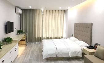 Capricorn Hotel (Wuhu International Convention and Exhibition Shop)