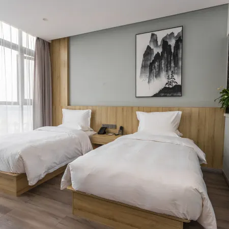 Huamei Elegant Hotel (Huashan Scenic Area Tourist Center)
