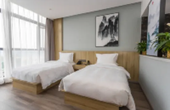 Huamei Elegant Hotel (Huashan Scenic Area Tourist Center)