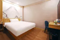 Starway Hotel (Shanghai Wujiaochang Changhai Hospital) Hotels in Shanghai