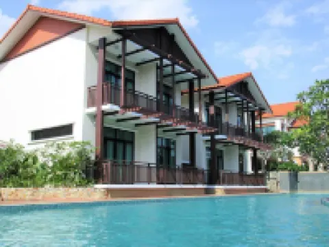 Espira Kinrara Hotels near Kinrara Metta Buddhist Society