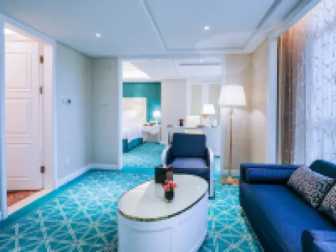 Wyndham Grand Plaza Royale Ningbo Hotels in Ningbo