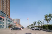 Jindu Lanhai Junhua Hotel (Xuzhou Feng County Feilong Lake) - ที่มีที่จอดรถ