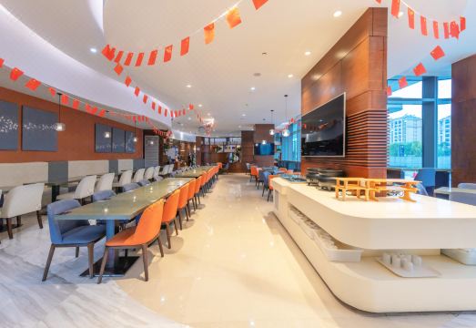 홀리데이 인 익스프레스 로비