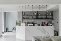 Shenghuo Youdian Tian Subject Homestay in Guyan Huaxiang - bar