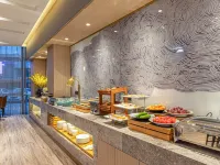 GYA HOTEL Hotels near Feng Bridge
