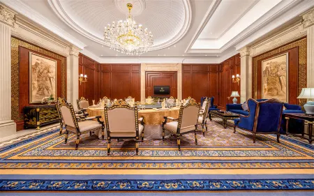 Yichang Evergrande Hotel Отели рядом с достопримечательностью «Mojishan Forest Park»