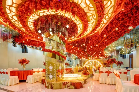 Jiuzhou International Hotel Отели в г. Тунчуань