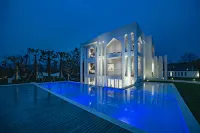 Cinderella Hotels in Liyang