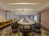 Mercure Hotel Urumqi Railway Bureau Hotels in Urumqi
