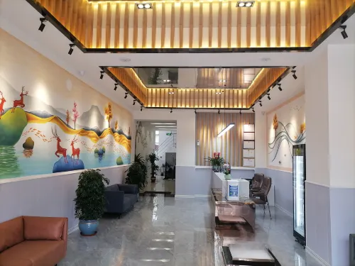 Yijiangnan Yun Homestay (Qionghai Aihua East Road High Speed Railway Station)