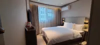 HanTing Hotel (Qingdao May Fourth Square Zhiquan Road Subway Station) - 2 Yıldız