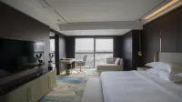 Days Hotel & Suites by Wyndham Jiangsu Xinyi Hotels near Zhongwu Park