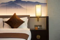 Merlinhod Hotel (Nanning Jiangnan) Hotels near Liangfengjiang National Forest Park