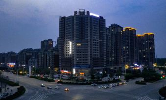 City Selection Hotel (Fuyang East High-speed Railway Station)