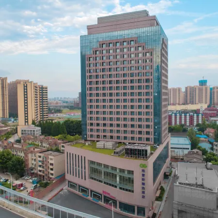 Grace Select Hotel (Wuhan Baishazhou Yangsigang Yangtze River Bridge)