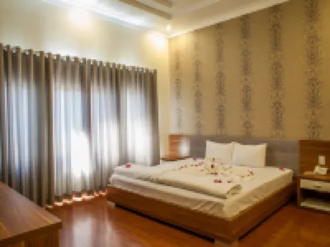 Trieu Khang Hotel Hotels near Bãi biển Mỹ Ca