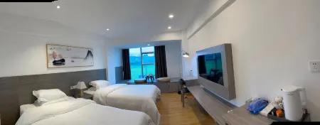 WuZhou Fang Cao Du Landscape Theme Hotel