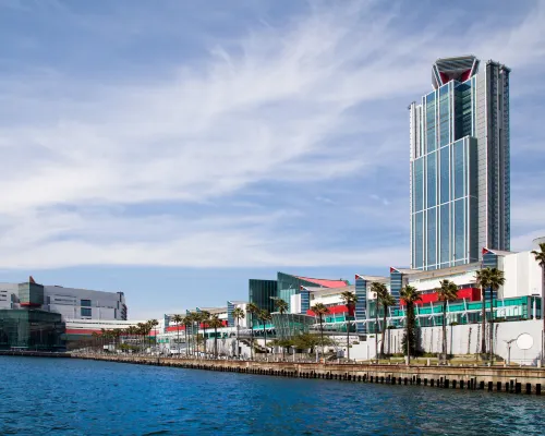 ليف ماكس ساكيشيما كوسمو تاور هوتل Hotels near انتكس أوساكا