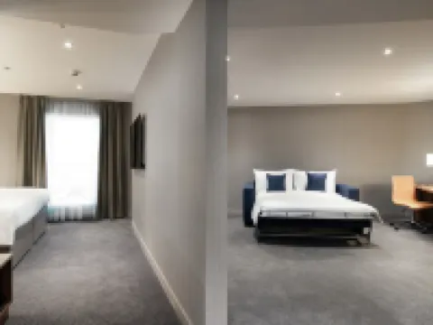 Hilton Garden Inn London Heathrow Terminal 2 and 3 Hotels in Hounslow