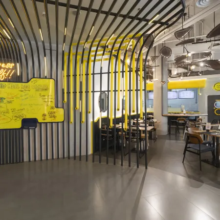 YELLO Hotel Kuta Beachwalk Bali
