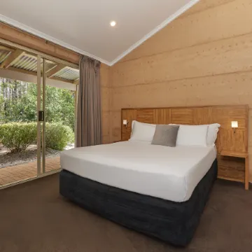 Eight Willows Retreat