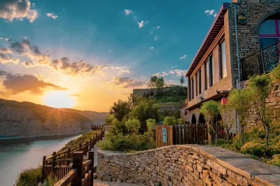 Junggar Yellow River Grand Canyon Embedded Riverview Kiln Cave Homestay فنادق في جون قه أر تشي