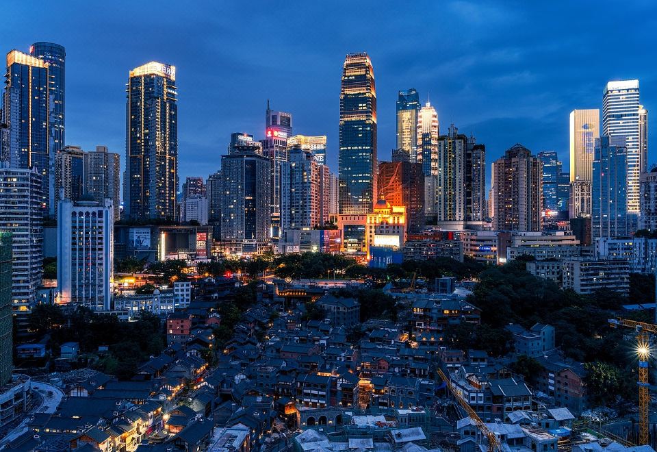 2. 샹닝 호텔 (충..