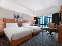 Swissotel Grand Shanghai Hotels near Paramount Shanghai
