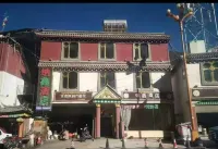 Dechennaxin Hotel