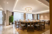 Wellton City Hotel (Ganzhou Railway Station) - Parking