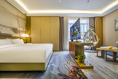 Intercontinental  Yunshang Hotel Отели рядом с достопримечательностью «Three Cascades Waterfall»