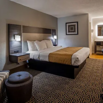 Best Western Central Inn Hotels near Hull Park