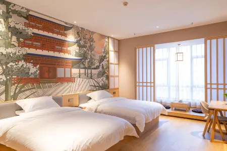 Yuanhua Shiqi Preferred Hotel (Taixing Huangqiao Branch) Отели рядом с достопримечательностью «Liuwei Port»