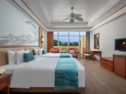 Quanzhou Hui'an Chongwu Xishawan Holiday Hotel Hotels near The Ancient Town of Chongwu