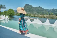 Fanjingshan Xiangsu Yubai Homestay - Rooftop Pools
