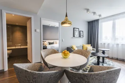 Capri by Fraser, Frankfurt Hotels in Galles