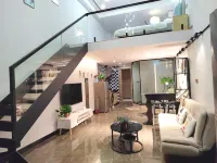 Dushi Yijia Apartment (Guangxi Sports Center)