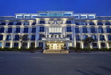 The Harmonia Hotel Отели в г. TT. Nui Thanh